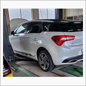 DS5の車検です。