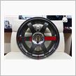“VOLK RACING TE37SL SAGA”に17インチが追加!!! スポークの裏面をリブ形状にして、“SL”ならではの軽量化の徹底と高い強度をバランスさせた究極の鍛造1ピースに注目です。