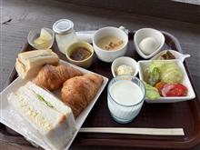 モーニングを食べるため車中泊してきました！