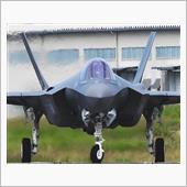 F-35が出てきた・・・待て ...