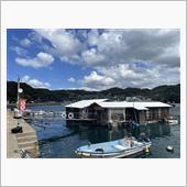 鷹島の海上屋台三軒屋さんへ魚 ...