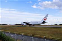 飛行機が近い!