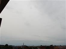 １０月１３日　スッキリしない天気が続く木曜日、おはよ～♪