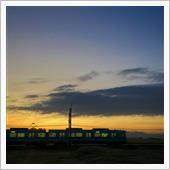 夕暮れ電車。