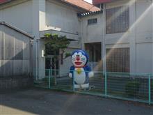 き、き、きみは…