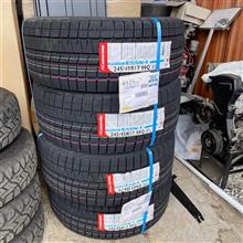 格安スタッドレスタイヤ入荷しました！