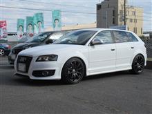 メンテナンスは大事...AUDI 8P S3 エンジンオイル交換　ニューテックブレンドオイル