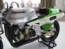 SUZUKI GSX1100 フレーム整形してた SUZUKI GSX1100 フレーム整形してた