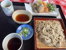 庭カフェさともりで蕎麦