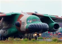 世界に１機だけの飛行機とか・・・