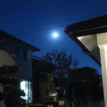 バずってたのでつい釣られ…皆既月食