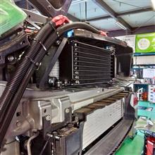 モンスタースポーツのオイルクーラーキットもクスコ・ストリートゼロAも、品質と性能に定評のある製品によるアップグレードはワクワクですね。で、カスタムはもちろんメンテナンスもしっかりと!!