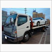 交差点内で車が止まりパナソニ ...