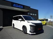 ヴォクシー９０　レイヤードサウンド取付