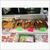肉屋の加工品。