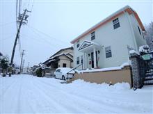 おお雪国ですか、　久しぶりの降雪　