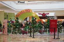 クリスマスの定番、サンタと写真