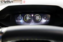 プジョーのインパネ設定、スマホホルダー プジョーのインパネ設定、スマホホルダー