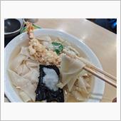やっぱ、きしめんは喉越しよね。