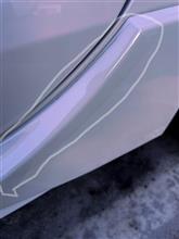 8R:　スカートの保護フィルム?は，はがすべきか