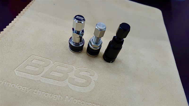 BBSの新商品!! 純正オプションで用意される「アルミ製 “黒