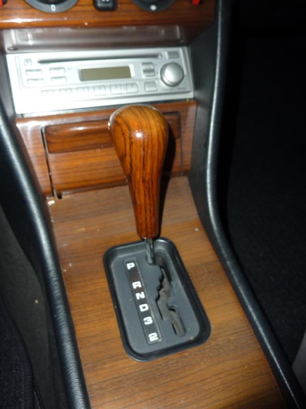 W124 300DT ATシフトショック改善キットを注文｜foxtrottの