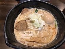 今日も寒波につき味噌ラーメンを