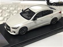暇つぶしがてら、レジン製ミニカーの簡単な補修