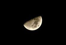 「今晩のお月様」　(^-^)