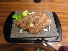 月に一度は肉を食う