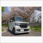 桜とN-BOX
