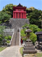 知人に誘われて