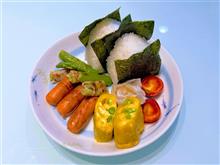 今日の朝とお昼のおちご飯　～皿弁当とピラフ～　作りました