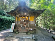 金持神社へ