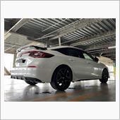 シンプルで美しい車