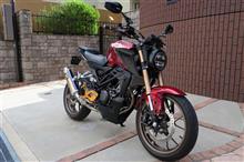 Honda CB125R シュラウドの色