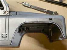 MN-99S　レンジローバー ディフェンダー　オーバーフェンダーの仮付け