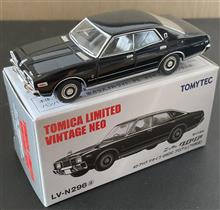 TLVのグロリア4ドアHT Fタイプ2800ブロアム(1978)SGLの内装wです♪ TLVのグロリア4ドアHT Fタイプ2800ブロアム(1978)SGLの内装wです♪