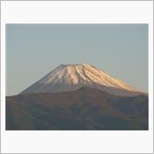 富士山着雪
