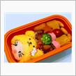 今日の娘のお弁当　〜キティちゃん🍙キャラ弁〜　作りました。
