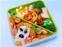 今日の娘のお弁当　～ワンちゃんの枝豆おにぎり🍙デコ弁～　作りました