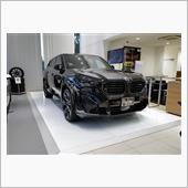 まさに怪物。BMW XMを見 ...