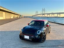 MINI JCWとルーテシア R.S.の横浜コラボ（前編）