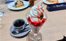 不二家レストランでおやつ