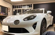 スポーツカーなのに