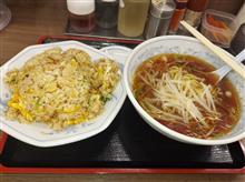『福しん』で、チャーハン＋おとも・餃子セット🍜