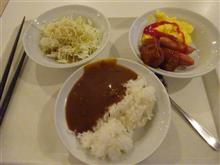 朝食は