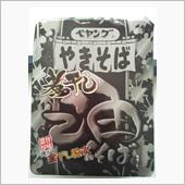 ペヤング煮干し油そば