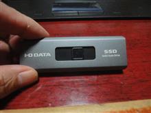 久々にPC店にいきました。そしてSSD　メモリーリーダー　コードレスマウス購入