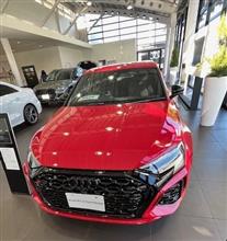 ゴルフR２０year、アウディRS３見てきた。